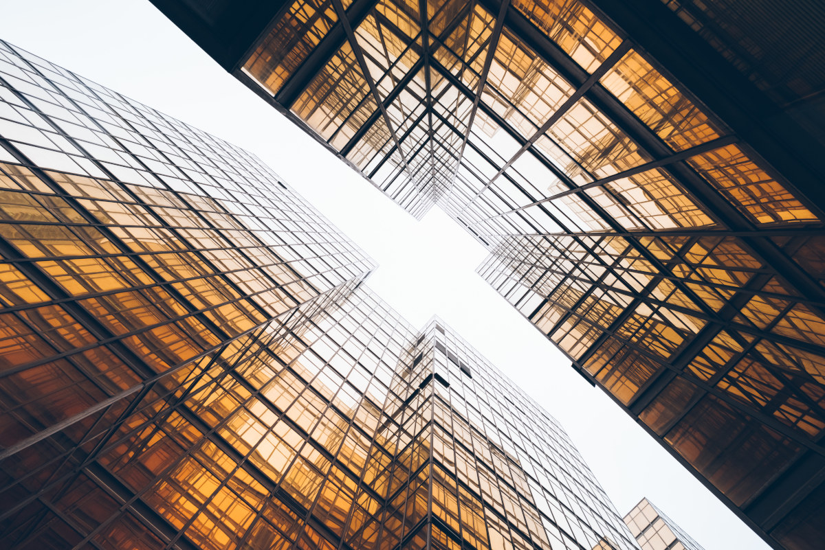 Consiga la certificación LEED con las láminas solares